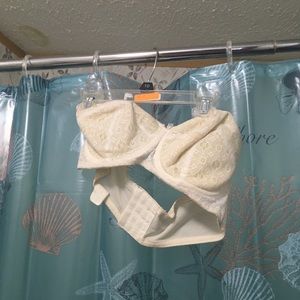 Ivory Strapless Bra